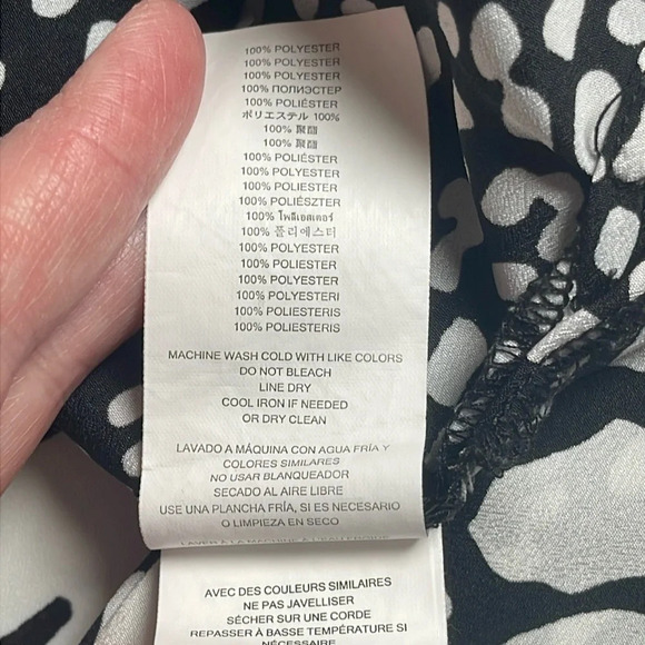 Michael Kors Black & White Blouse Size XS - Picture 5 of 5